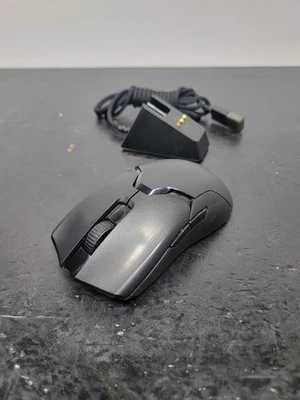 Razer Viper Wireless Gaming Mouse with RGB + Charging Dock - USED - Image 1 of 4