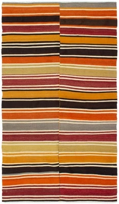 Traditional Vintage Hand Woven Oriental Carpet 4'6" x 7'10" Wool Kilim Area Rug - Image 1 of 4