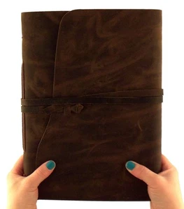 Large Rustic Genuine Leather Photo Album - Scrapbook Style Pages, Gift Box In... - Bild 1 von 8
