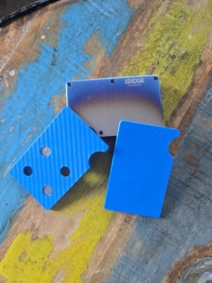 3D Ridge Wallet Coin Tray Set Of Two In Carbon Patern Finish At The Back