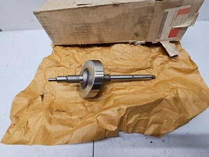 GM Delco AC Air Conditioning Shaft 5914705 For 1962-1976 Chevy Corvette - Picture 1 of 2