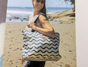 Beach Bag Tote Travel Packable Collapsible Water Resistant Sand Proof , White - Picture 1 of 6