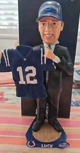 2012 Forever Collectibles Andrew Luck Draft Day Bobble Head nuovo con scatola Indy Colts 🎆 - Foto 1 di 5
