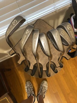 Maxfli Tour LTD Black Dot Iron Set 3-9 True Temper Gold Plus R300 Stiff RH - Image 1 of 4