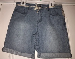 Oshkosh B’gosh Girls Striped Blue White Denim Cuffed Shorts Sz 12 Adj Waist NWT - Picture 1 of 3