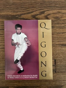 Qigong: Chinese Movement and Meditation for Health by Tse, Michael Paperback The - Picture 1 of 4