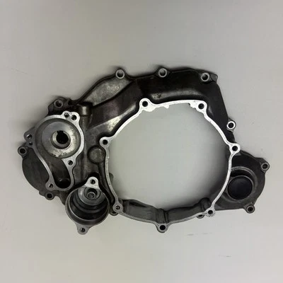 15 - 18 YAMAHA YZ 250 F FX CLUTCH CASE COVER INTERMEDIATE CASE WATERPUMP HOUSING - Image 1 of 4