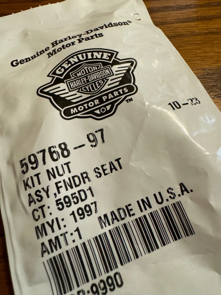 ¡Genuino OEM! KIT PERNO TUERCA GUARDABARROS/ASIENTO HARLEY DAVIDSON MOTO 59768-97 Foto 1 de 4