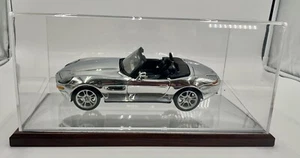 BMW Z8 1:18 MODEL, RARE CHROME. KYOSHO With Display Box - Picture 1 of 18