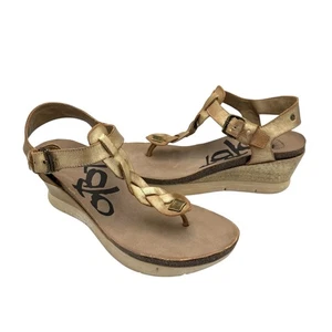 OTBT 8 Graceville Zehenstegsandalen geflochten Leder Metallic Gold Zinn Keilabsatz Boho - Bild 1 von 10