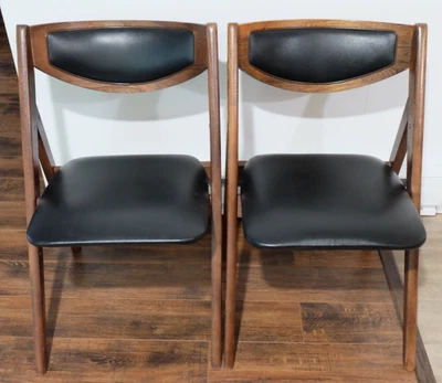 STAKMORE Rare MCM Wooden/Black Vinyl Aged Metal Trim Folding Chair Lot of (2) - Image 1 of 4