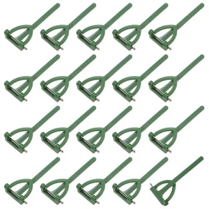 20-Pack Boutonnieres Safety Pins, Plastic Triangle Corsage Pin Buttonhole Green - Picture 1 of 7