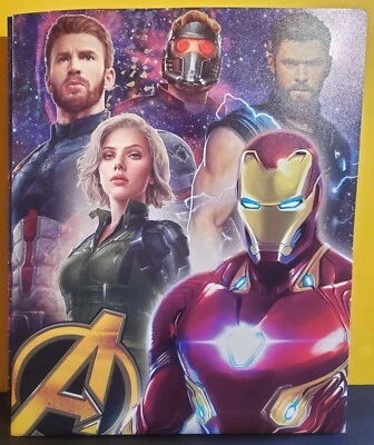 Carpeta de polietileno de 3 clavijas Avengers Infinity War diseños innovadores Marvel Studios difícil de encontrar Foto 1 de 4