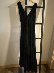 Banana Republic Dress Womens Size XS Extra Small Black Sleeveless V-Neck Long - Picture 1 of 5