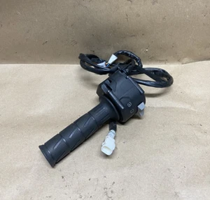Kawasaki Z1000 SX 2020 right hand handlebar kill switch THROTTLE OEM #0157 - Picture 1 of 9