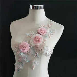 Toppa in pizzo ricamata 3D con applicazioni floreali paillettes e perline per abito gonna decorazione - Foto 1 di 5