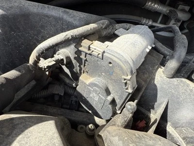 Dodge Grand Caravan SE 3.6L FWD Throttle Body 2011-2017 OEM - Image 1 of 4