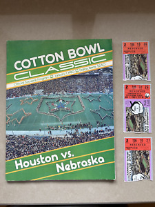 1980 Cotton Bowl HOUSTON COUGARS VS NEBRASKA CORNHUSKERS  Football Program w/Tix