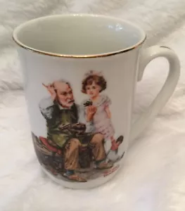 Taza Museo Norman Rockwell Taza The Cobbler 1982 Sello de Autenticidad De Colección - Imagen 1 de 3