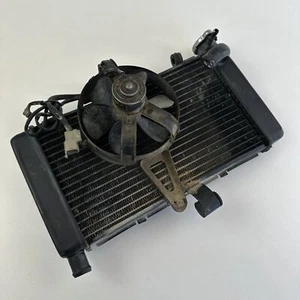 Honda CBR250R MC22 1990 Radiator with fan *pressure tested - Picture 1 of 12
