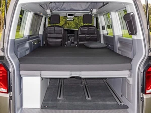 Brandrup iXTEND Faltbett für VW T6/T5 California Beach und Multivan mit 3er Bank - Bild 1 von 3