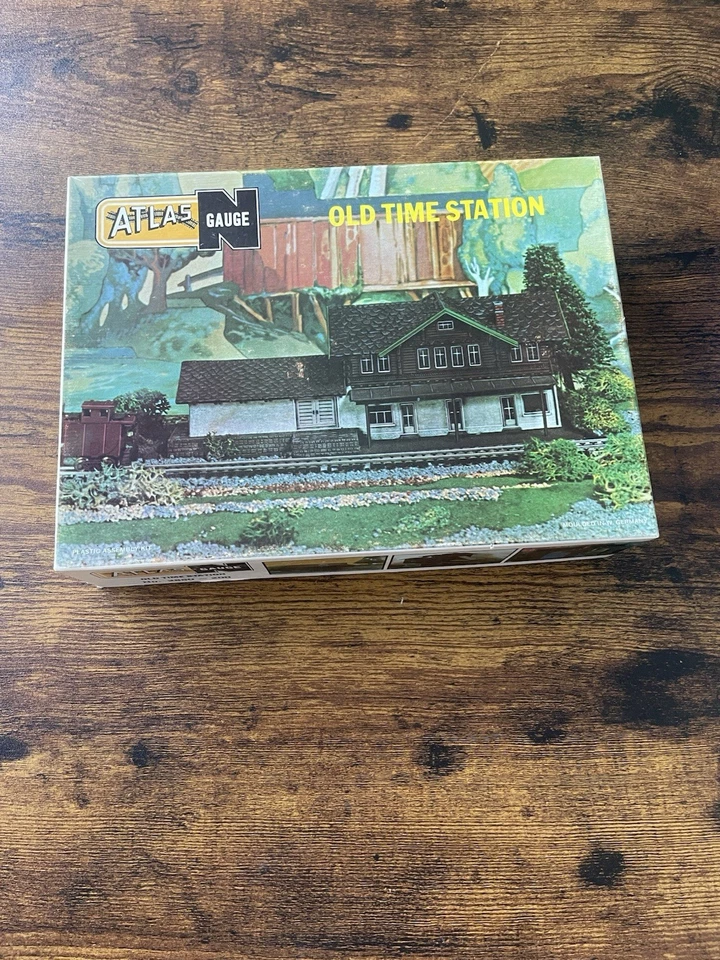 Atlas N Gauge Old Time Station 2850-200 New In Box - Image 1 of 3