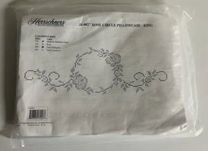 Neu Herrschners Rosenkreis König Kissenbezug gestempelt Kreuzstich - Bild 1 von 2