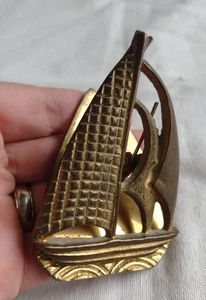 Clip de pared o escritorio náutico vintage de latón para velero - Imagen 1 de 9