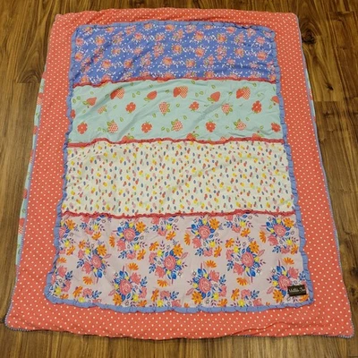 Manta con volantes/lunares/floral/diversión Matilda Jane Strawberry “Going Together” Foto 1 de 4