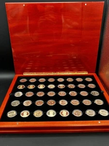 GEDENKMÜNZE 40 Presidential Dollar vergoldet im etui Holz - Bild 1 von 6