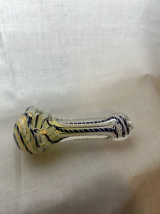 Black & White Swirls Glass Tobacco Spoon Hand Pipe 4" P1937 - Picture 1 of 4