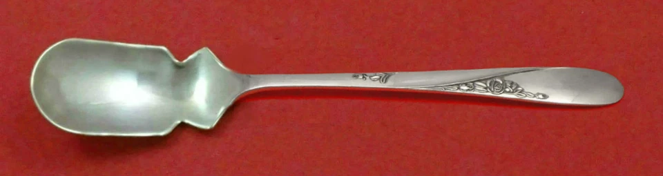 Spray de rosas de Easterling cuchara de rábano picante de plata esterlina hecha a medida 5 3/4" Foto 1 de 1