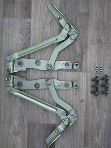 05-09 MUSTANG TRUNK HINGES OEM FACTORY STOCK 05 GREEN - Picture 1 of 12