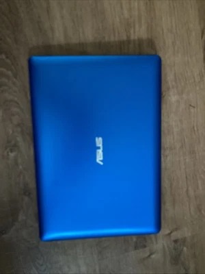 Asus laptop Model X102B Notebook PC Windows 8 W/charger, For Parts Only - Image 1 of 4