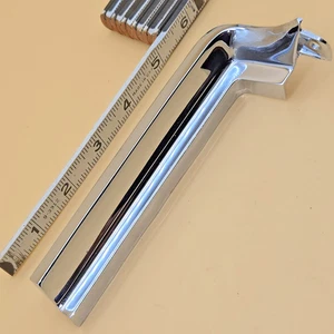 1963 WILDCAT 1964 BUICK ELECTRA 225 LH Side Fender Lip Trim Molding - 1355755 GM - Picture 1 of 9