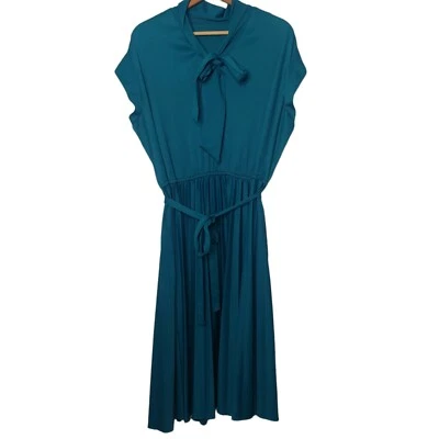Vintage 70s Dress Stretch Polyester Pleated Short Sleeve Blet Tie Neck Teal Midi - Image 1 of 4