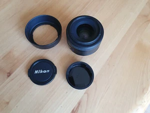 Nikon DX Objektiv AF-S NIKKOR 35mm 1:1,8 G - Bild 1 von 11