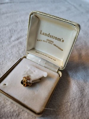 landstroms black hills gold tie tack cross - Image 1 of 4