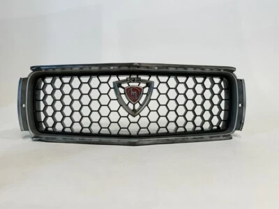Mazda RX3 1973 parrilla giratoria para vagón con re emblema OEM Foto 1 de 4