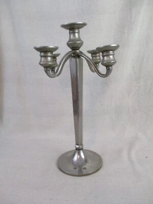 Candelabro Pottery Barn 4 brazos 5 velas cónicas acabado peltre plateado 15" H Foto 1 de 4