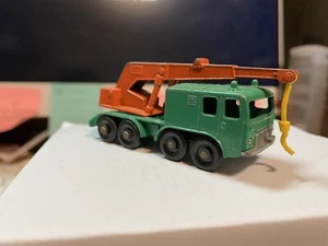 Vintage Lesney Matchbox Series Green & Orange 8 Wheel Crane No. 30 England - Picture 1 of 9