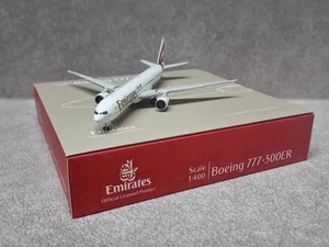 BOEING 777-300ER Emirates 1:400 GeminiJets - Picture 1 of 11