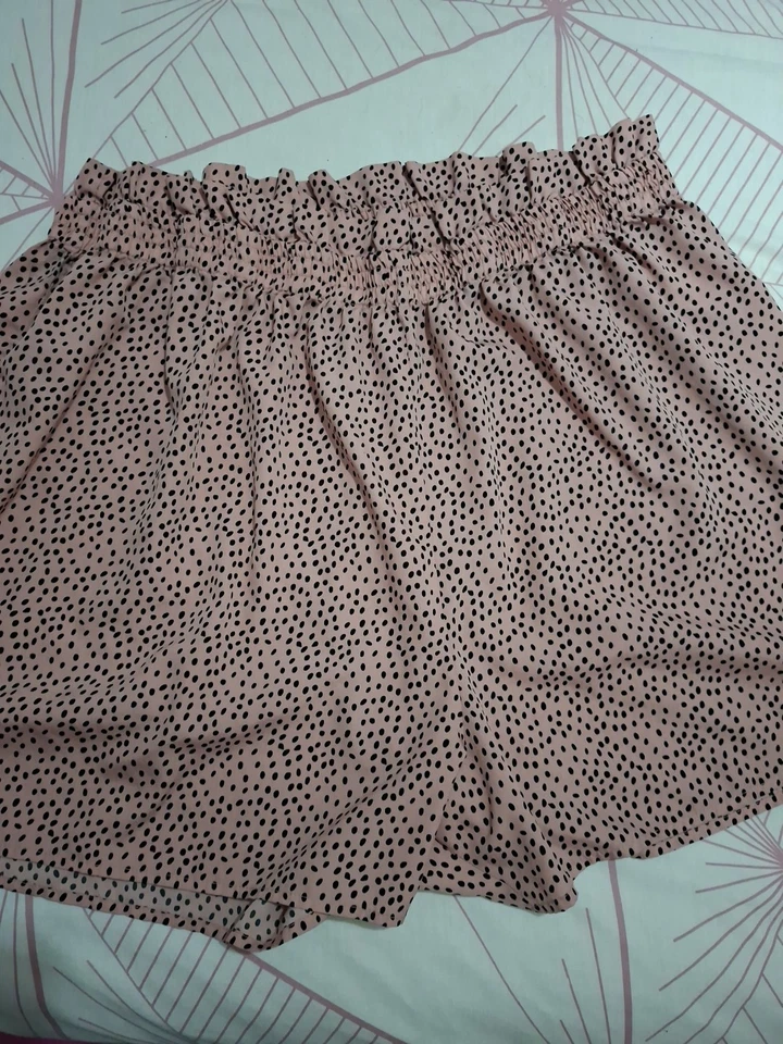 Size 28 Boohoo Pink Silky Shorts - Image 1 of 4