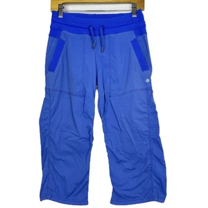 Lululemon Tanzstudio kurze Hose Größe 4 Pfeife Traum blau Yoga Athleisure Training - Bild 1 von 6