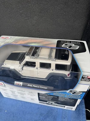 Maisto 1:18 Scale Jeep Rescue Concept, White Special Edition - image 1 of 4