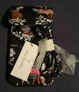 Vera Bradley Merry Mischief Carson Cellphone Crossbody - NWT - Picture 1 of 2