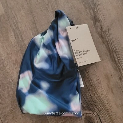 Nike Mujer Pastel Dri Fit Studio Diadema Envoltura OSFM Deporte Nuevo Con Etiquetas Foto 1 de 3