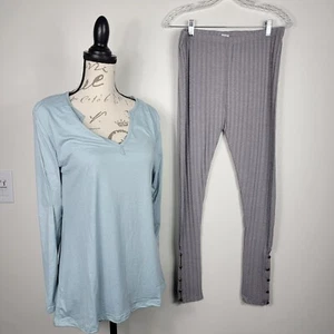 Bearpaw Women's Medium 2 Piece Pajamas Green Gray NWT - Picture 1 of 10