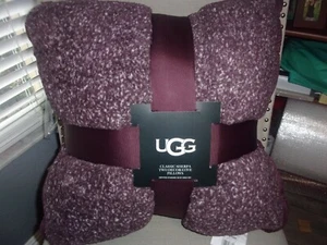 UGG Classic Sherpa Ultra Suave Juego de 2 PACK Almohadas de Lanzamiento Lodge Melange 20" x 20" - Imagen 1 de 3