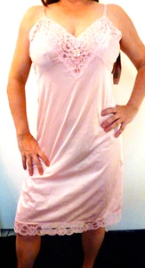 RARO RITROVAMENTO! ASHLEY TAYLOR SPLENDIDO SLIP COMPLETO VINTAGE ROSA SEXY NYLON MEGA-LACY 36 NOS - Foto 1 di 7